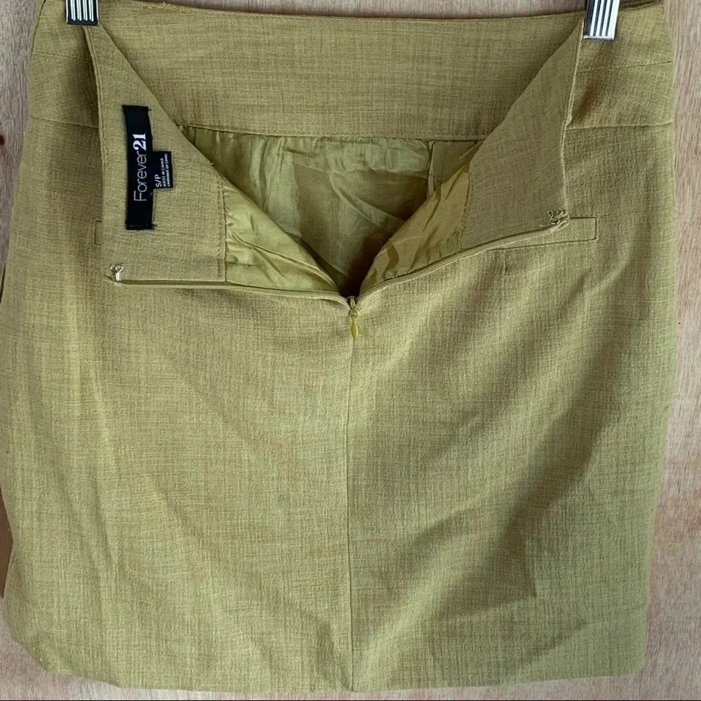 Forever 21 A-Line Mini Skirt w/Pockets